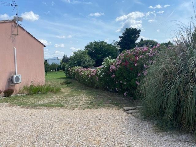 Villacosine-Pont Du Gard Sernhac Zewnętrze zdjęcie